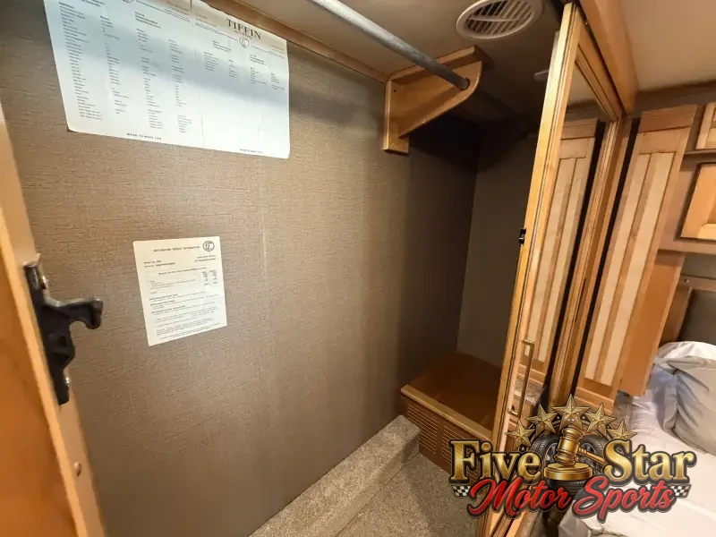 2018 Tiffin Allegro Red 33AA photo 2