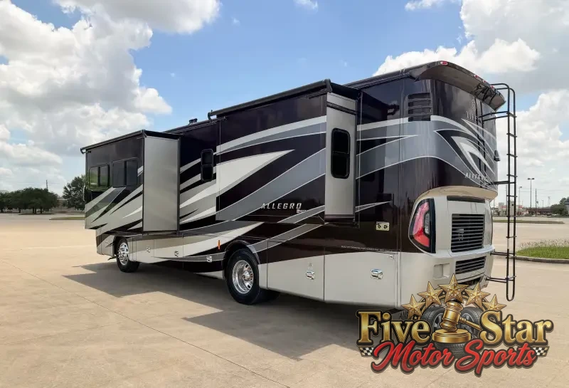 2018 Tiffin Allegro Red 33AA photo 33