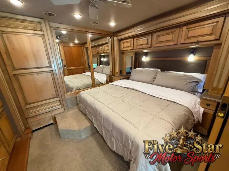 2018 Tiffin Allegro Red 33AA photo 28