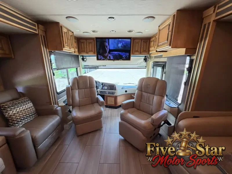 2018 Tiffin Allegro Red 33AA photo 32