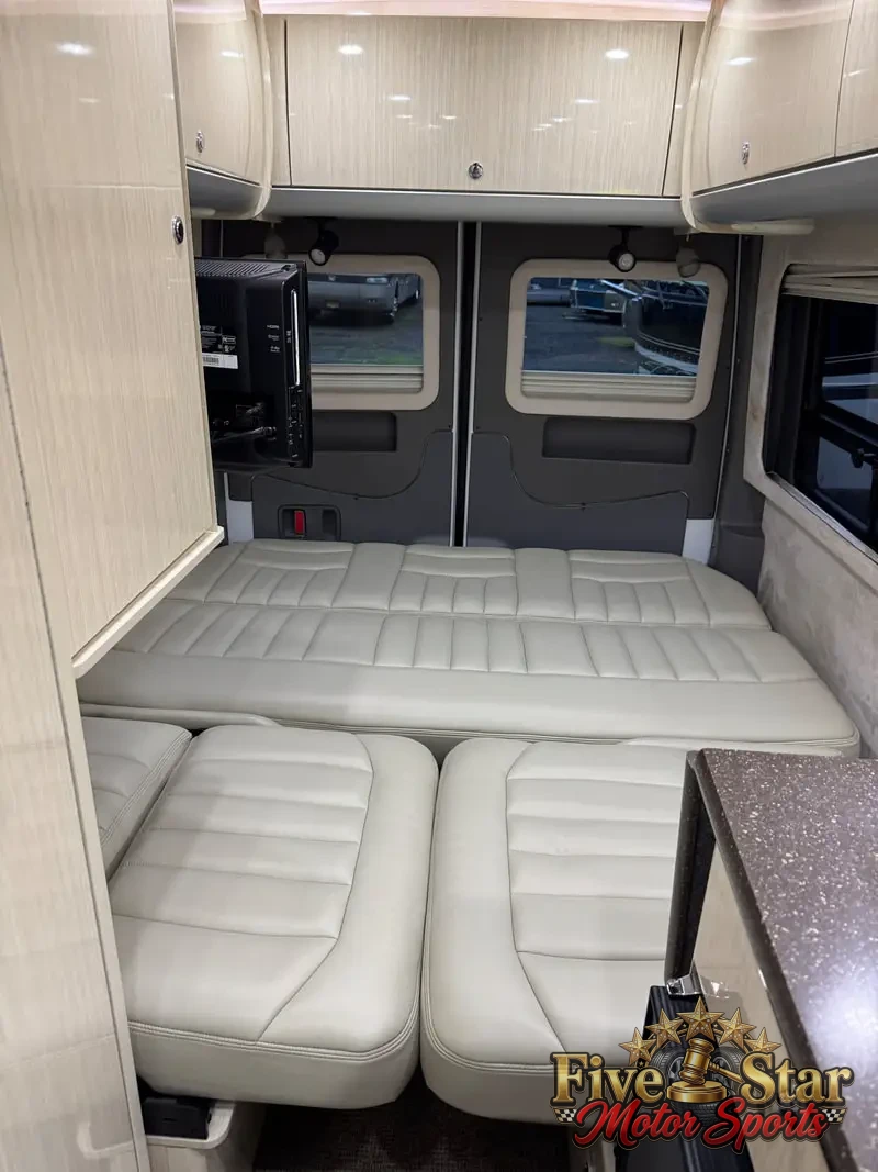 2011 Airstream Interstate 3500 Lounge photo 46