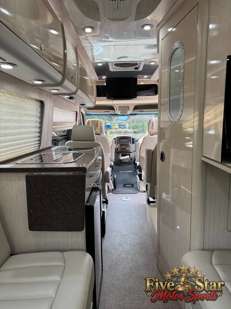 2011 Airstream Interstate 3500 Lounge photo 9