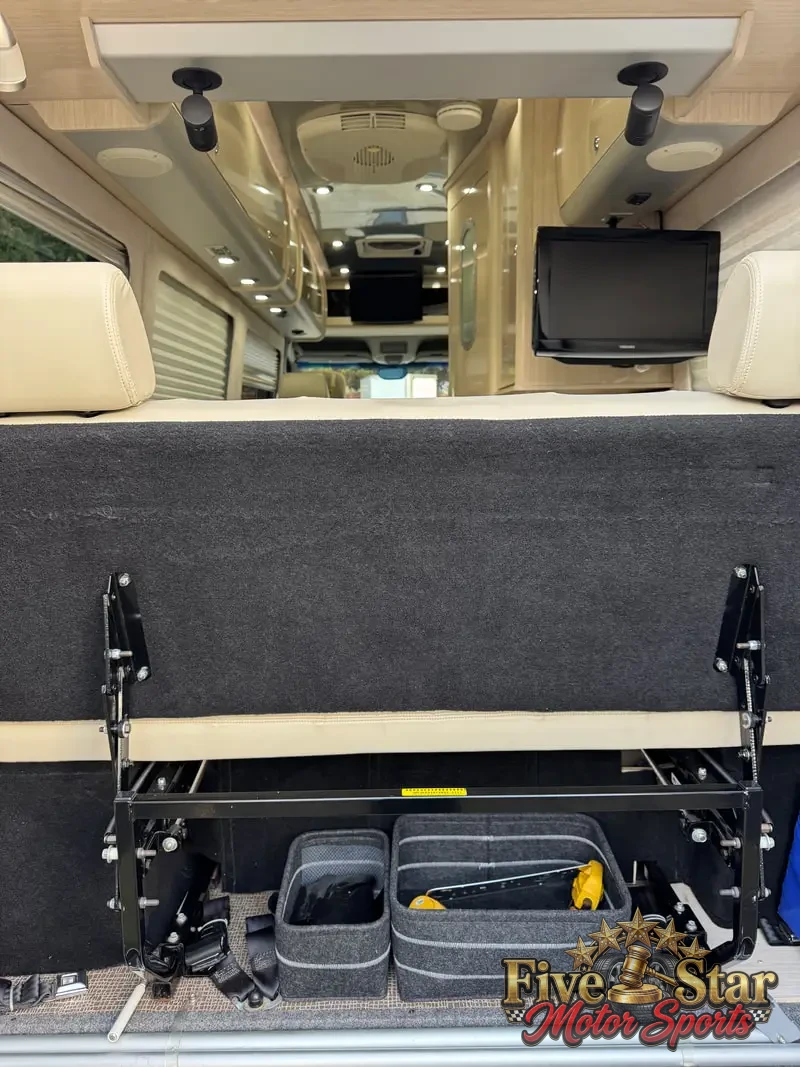 2011 Airstream Interstate 3500 Lounge photo 39