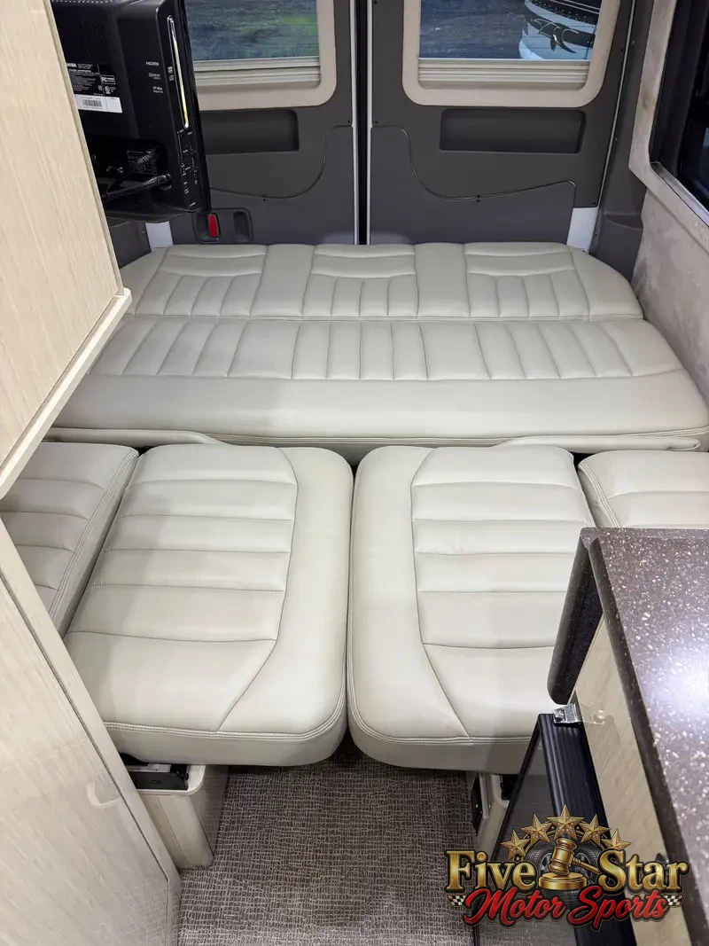 2011 Airstream Interstate 3500 Lounge photo 45