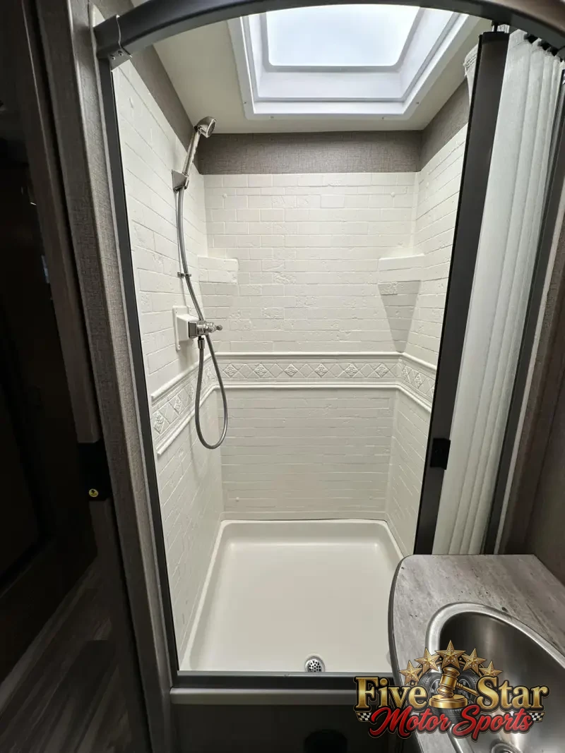 2020 Thor ACE 33.1 photo 44