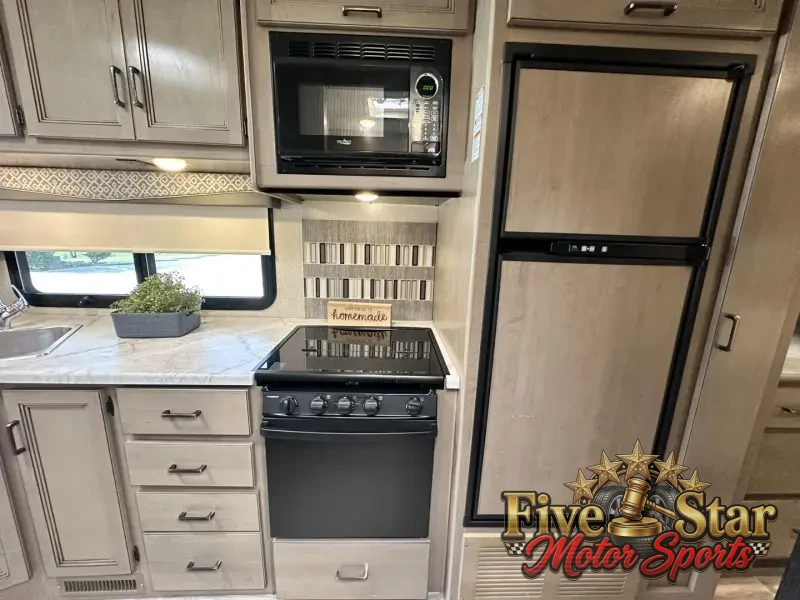 2020 Thor ACE 33.1 photo 18