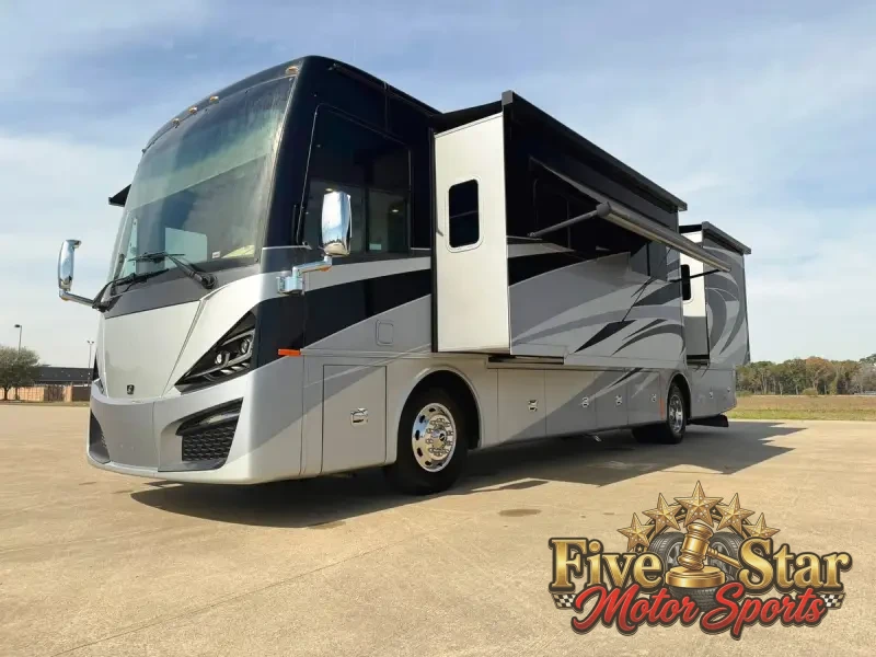 2020 Tiffin Phaeton 37BH photo 12
