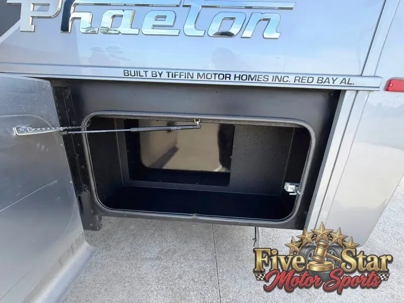 2020 Tiffin Phaeton 37BH photo 16