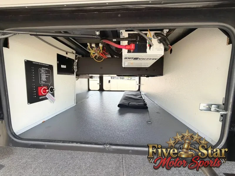 2020 Tiffin Phaeton 37BH photo 34