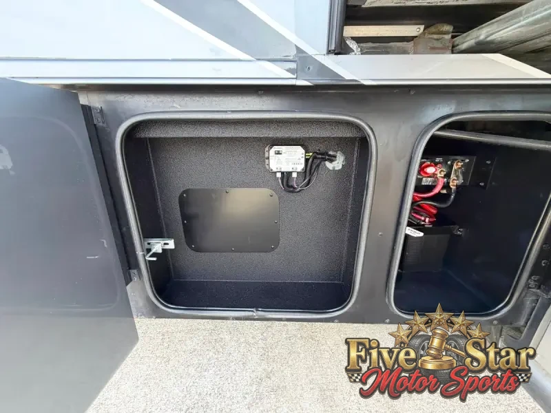2020 Tiffin Phaeton 37BH photo 9