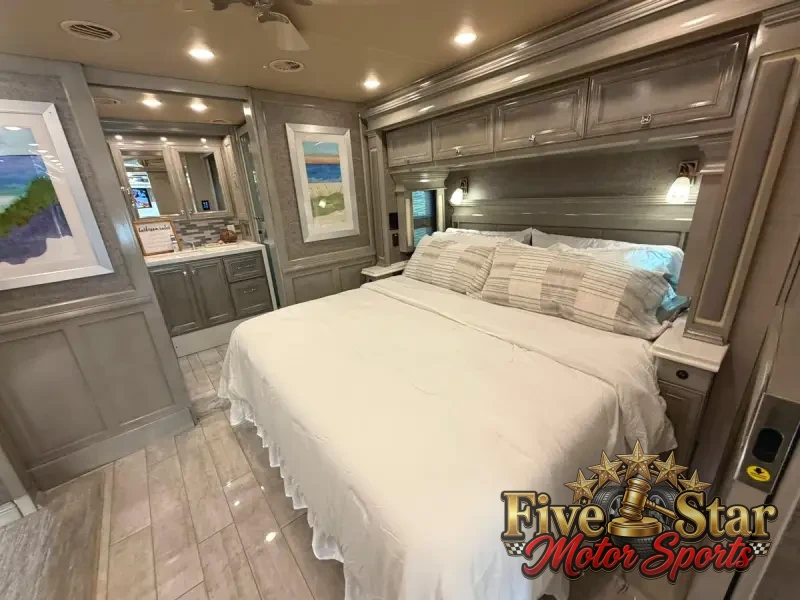 2020 Tiffin Phaeton 37BH photo 60