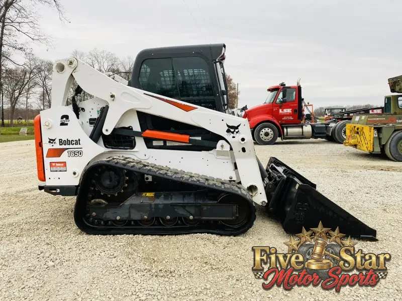 2018 Bobcat T650 photo 14