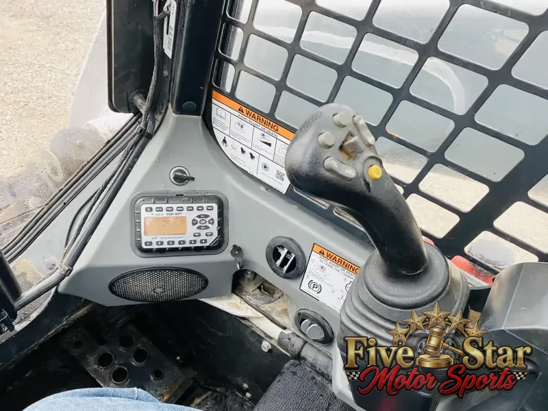 2018 Bobcat T650 photo 6