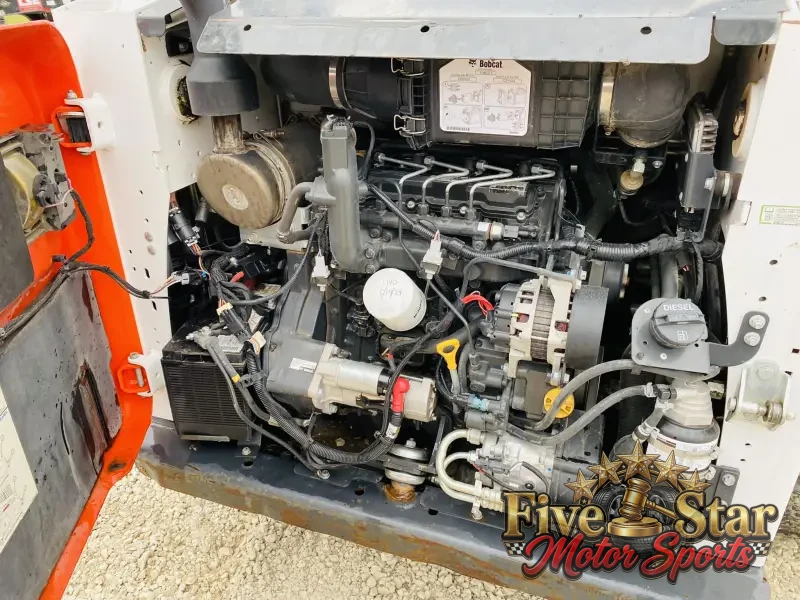 2018 Bobcat T650 photo 2