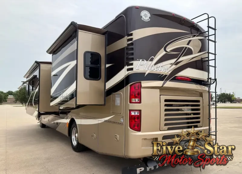 2011 Tiffin Phaeton 40QTH photo 27
