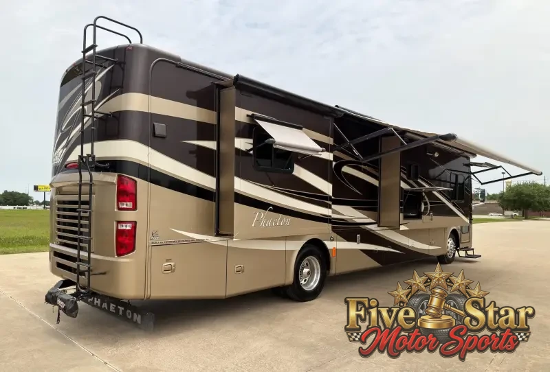 2011 Tiffin Phaeton 40QTH photo 4
