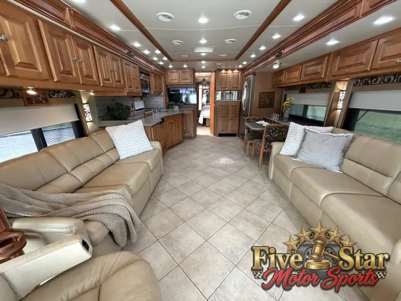 2011 Tiffin Phaeton 40QTH photo 20