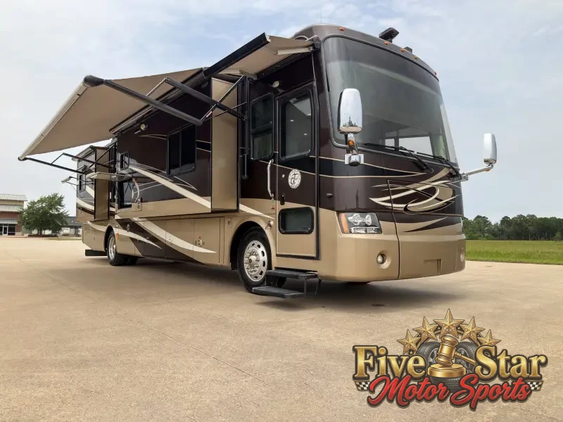 2011 Tiffin Phaeton 40QTH photo 1