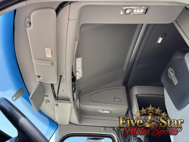 2021 Kenworth T680 photo 14