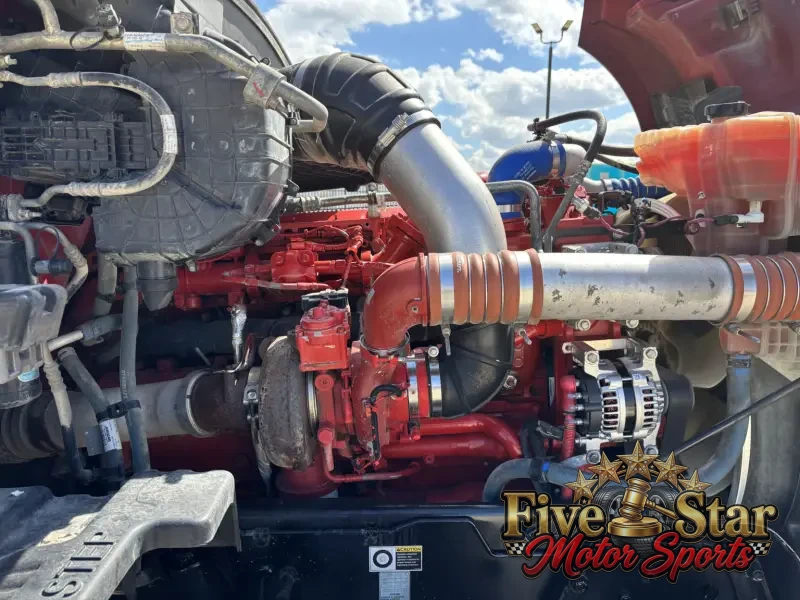 2021 Kenworth T680 photo 16