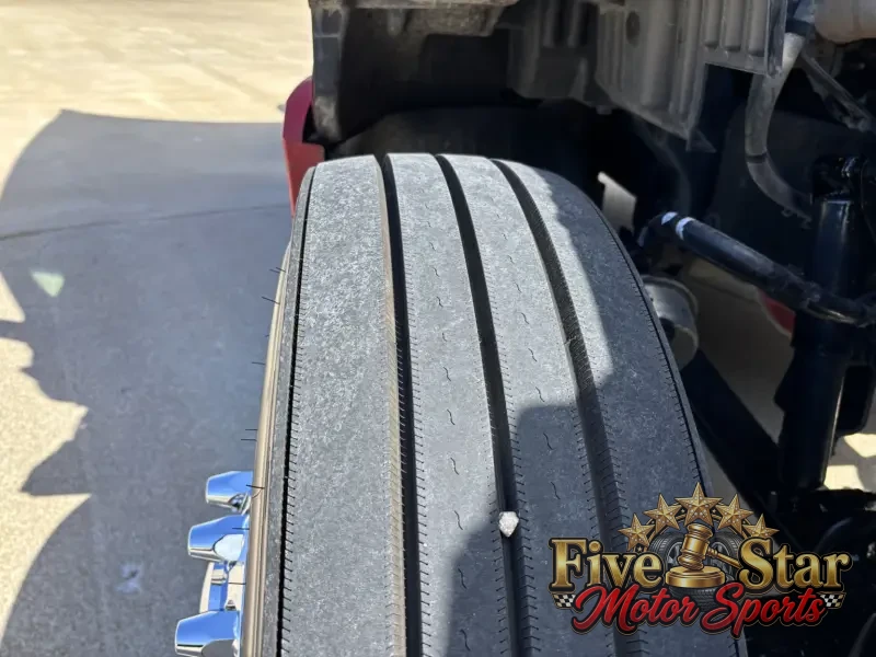 2021 Kenworth T680 photo 4