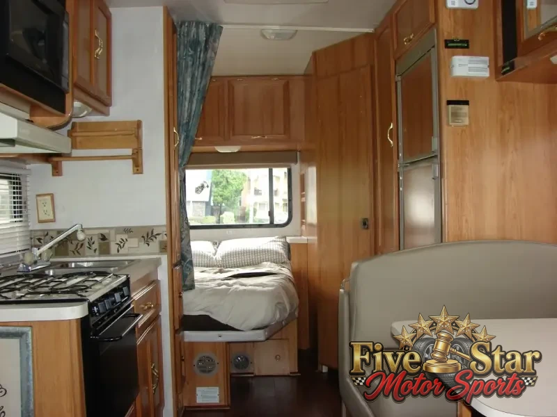 1999 Coachmen Catalina Sport photo 14