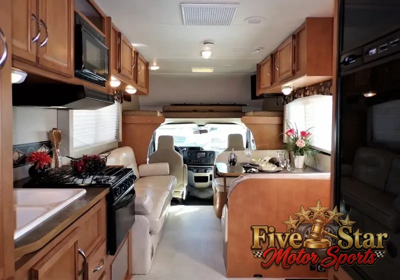 2014 Itasca Spirit 25B photo 23
