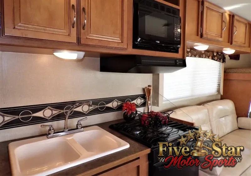 2014 Itasca Spirit 25B photo 21