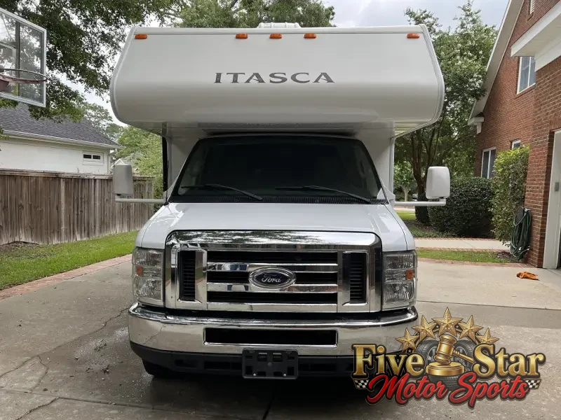 2014 Itasca Spirit 25B photo 35