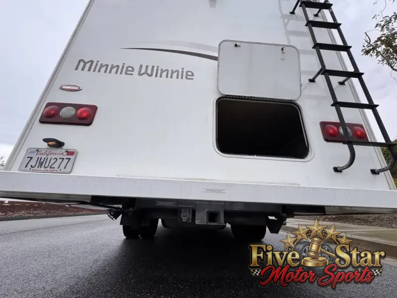 2015 Winnebago Minnie Winnie 22R photo 52