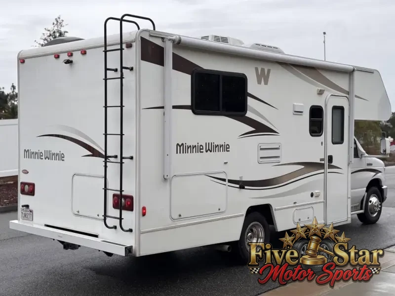 2015 Winnebago Minnie Winnie 22R photo 67
