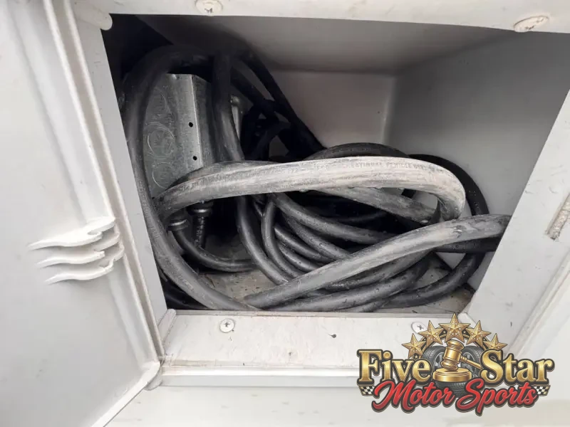 2015 Winnebago Minnie Winnie 22R photo 57
