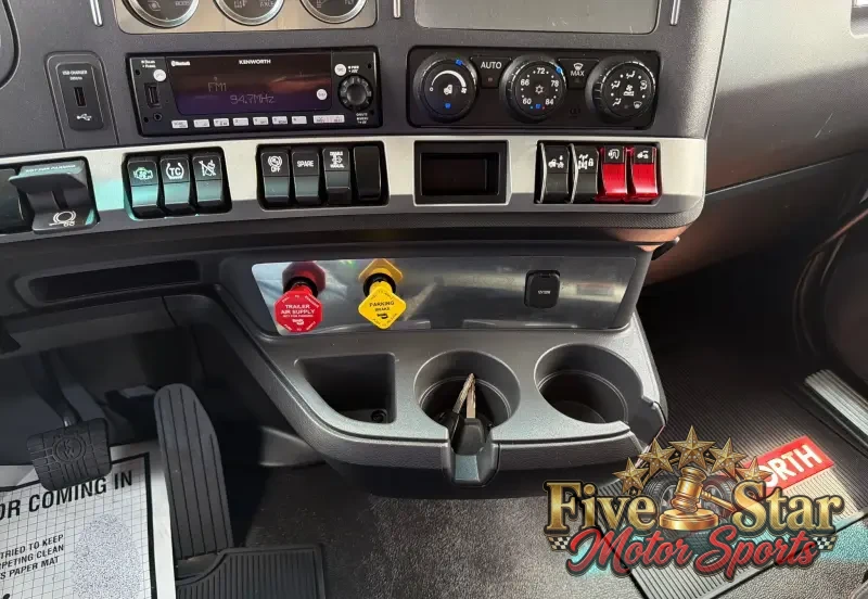 2022 Kenworth T680 photo 66
