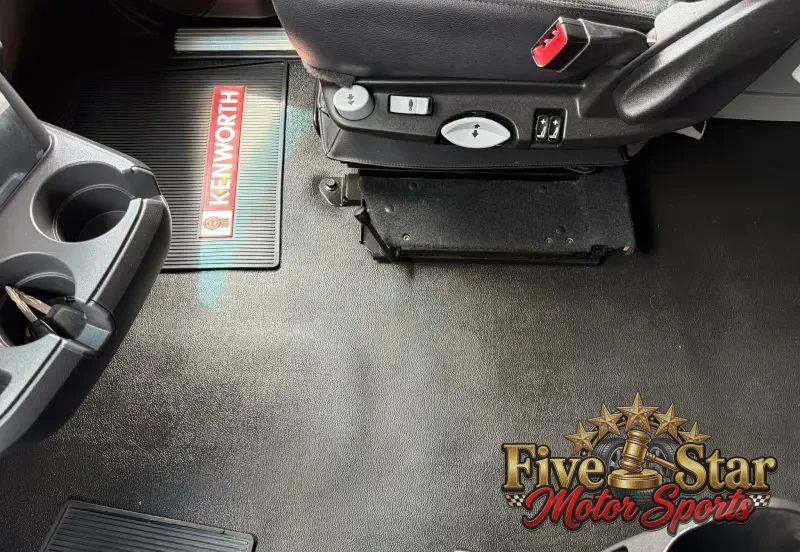 2022 Kenworth T680 photo 68