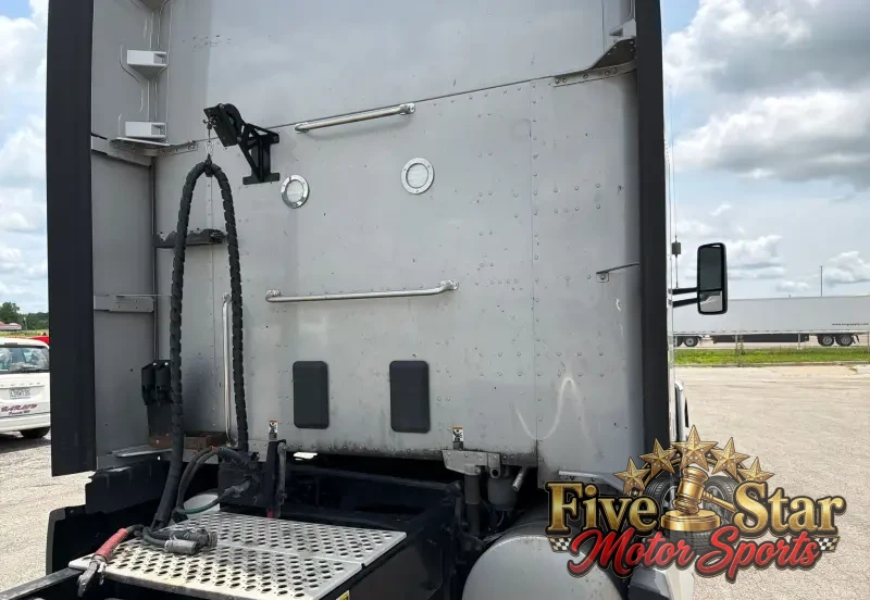 2022 Kenworth T680 photo 24