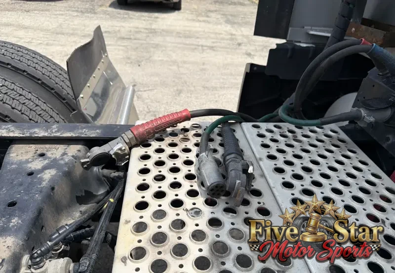2022 Kenworth T680 photo 26