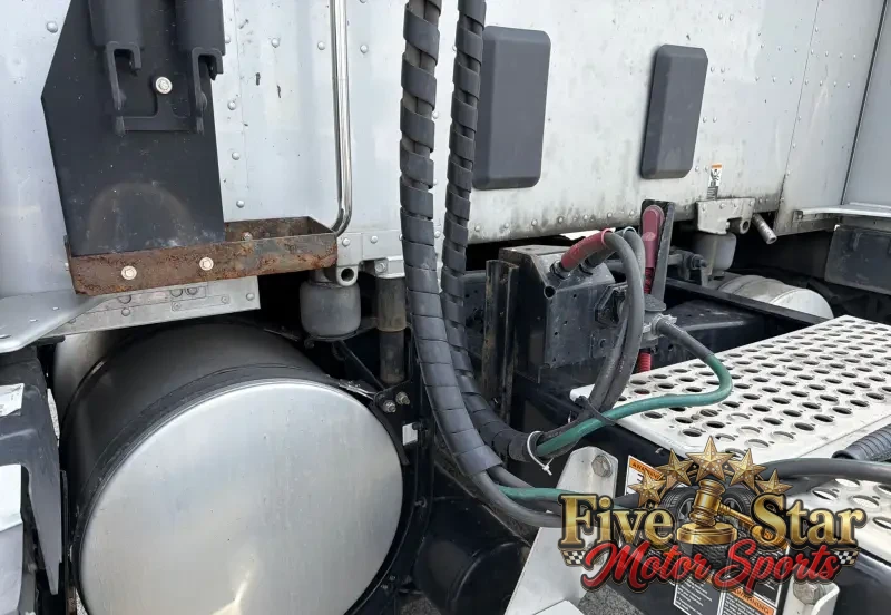 2022 Kenworth T680 photo 40