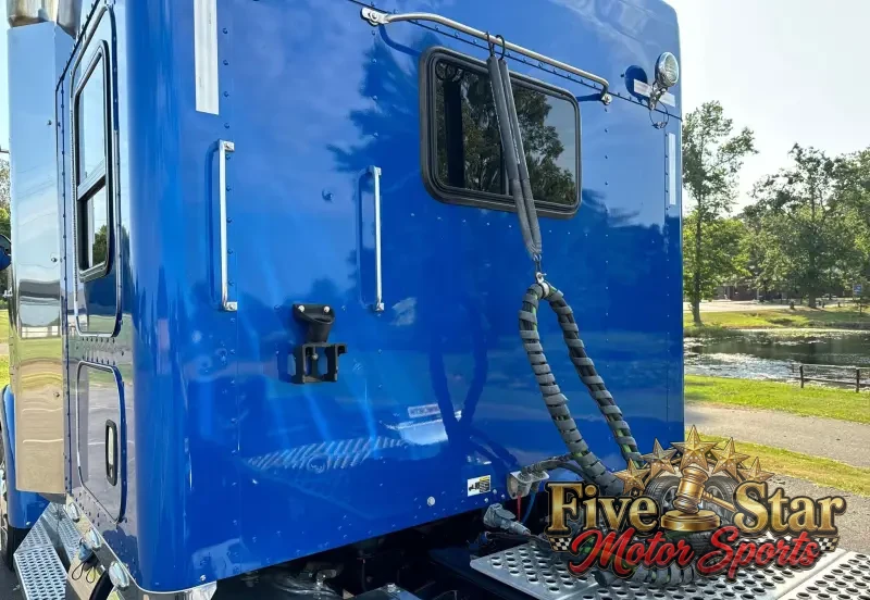 2022 Kenworth W900 photo 9