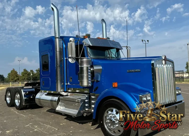 2022 Kenworth W900 photo 3