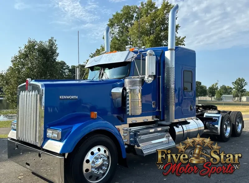2022 Kenworth W900 photo 1