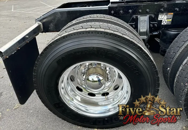 2021 Peterbilt 389 photo 87