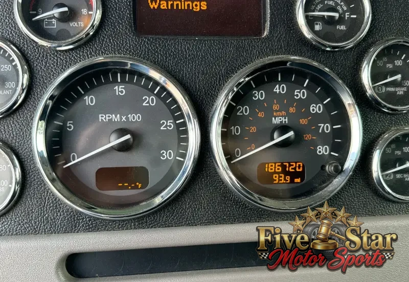 2021 Peterbilt 389 photo 35