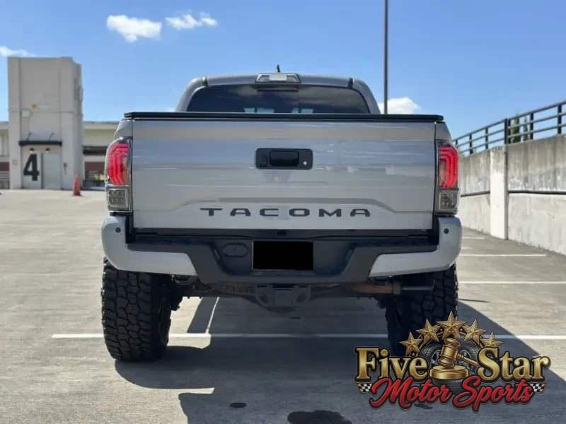 2021 Toyota Tacoma Double Cab TRD Off-Road photo 13