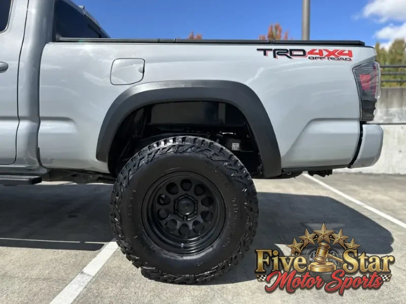 2021 Toyota Tacoma Double Cab TRD Off-Road photo 9