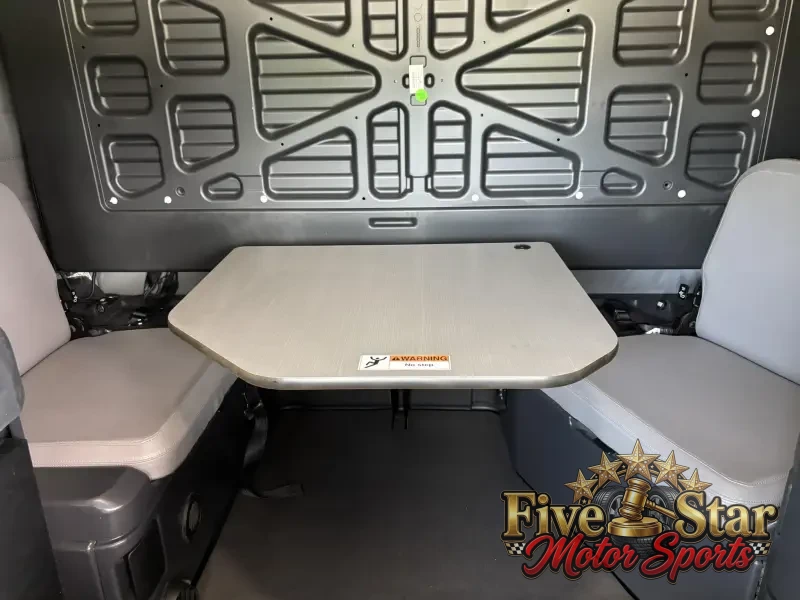 2021  Freightliner  CASCADIA 126 photo 8