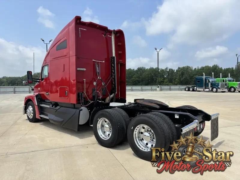 2022 Kenworth T680 Sleeper photo 21