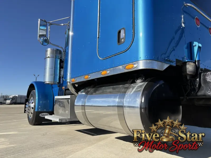 2007 Peterbilt 379EXHD photo 18