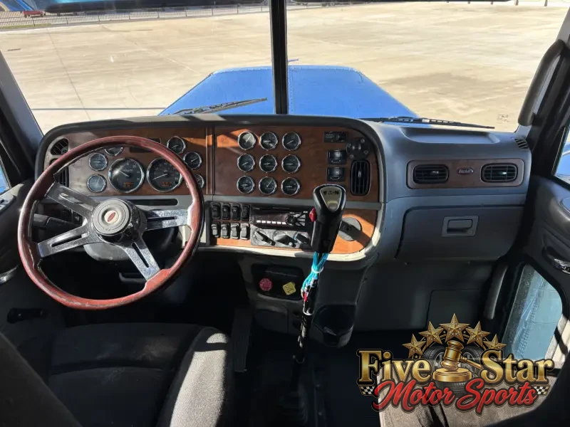 2007 Peterbilt 379EXHD photo 10