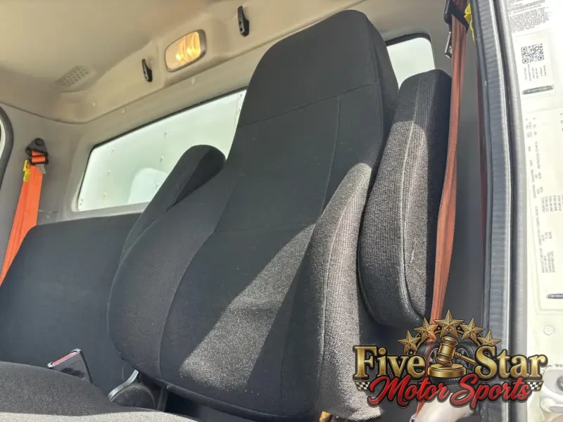2020 Freightliner Business M2 106 photo 8