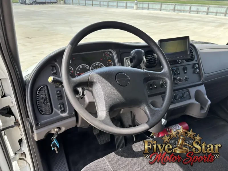 2020 Freightliner Business M2 106 photo 7